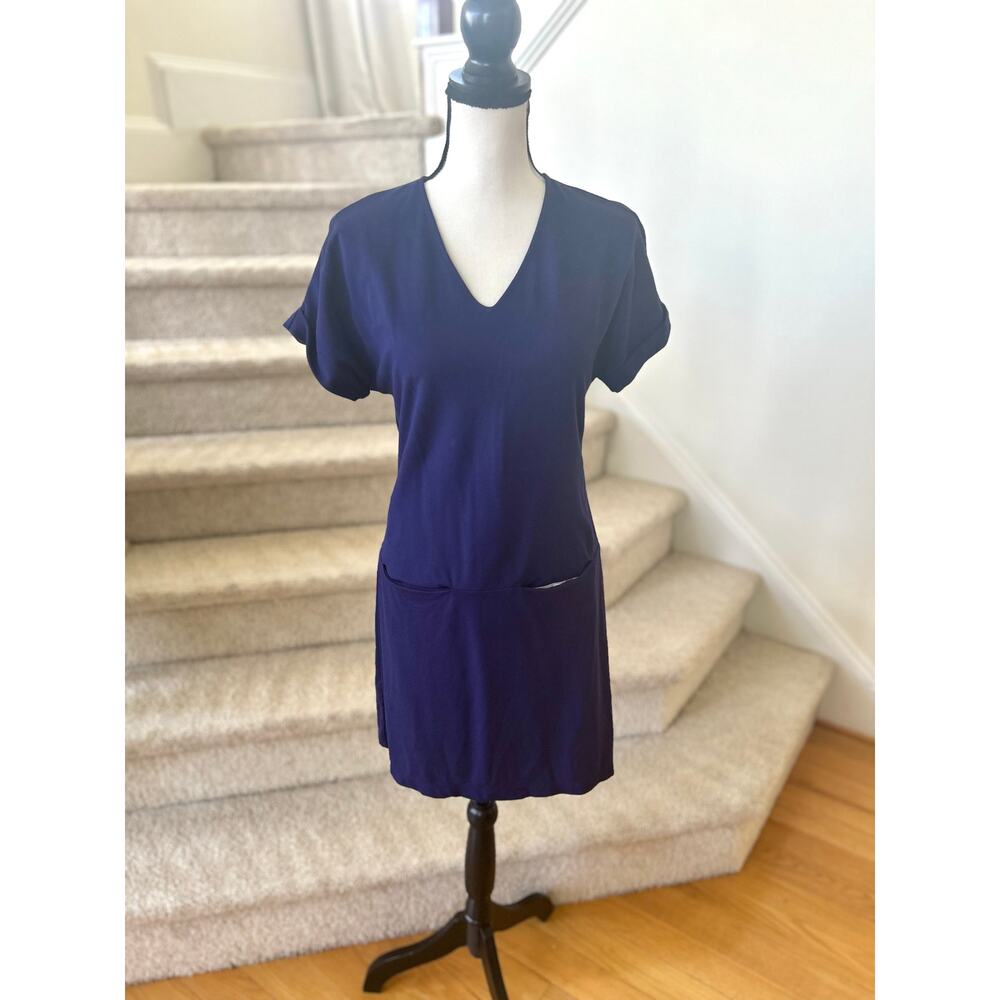 Persifor Navy Short Sleeve V-neck Shift Dress